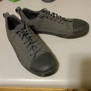 Altama Maritime Assault Boots 10R-Mens